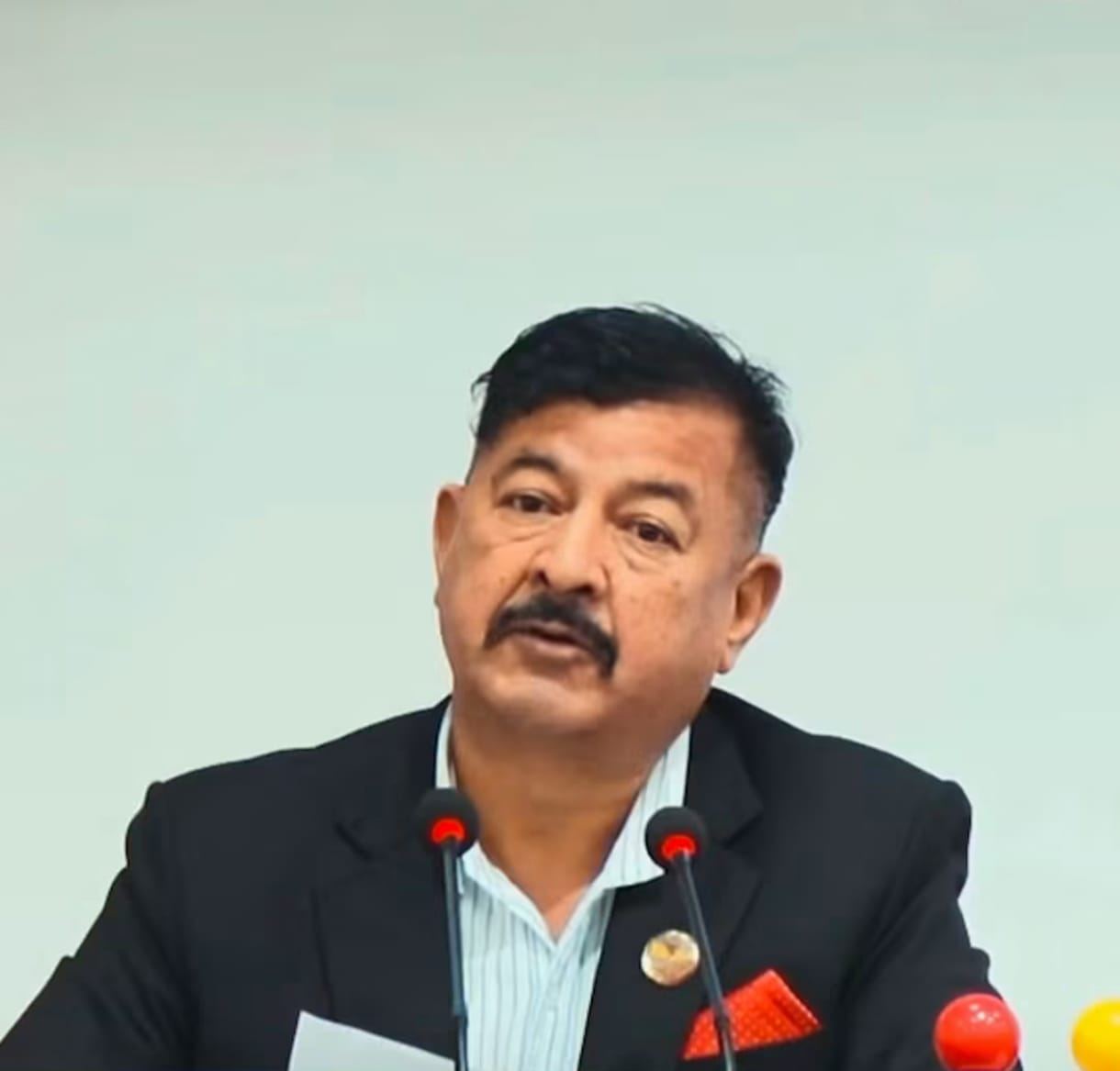 भारत नेपाल सीमा पर आवागमन आसान हो, जुर्माने का बोझ घटे: सांसद थापा