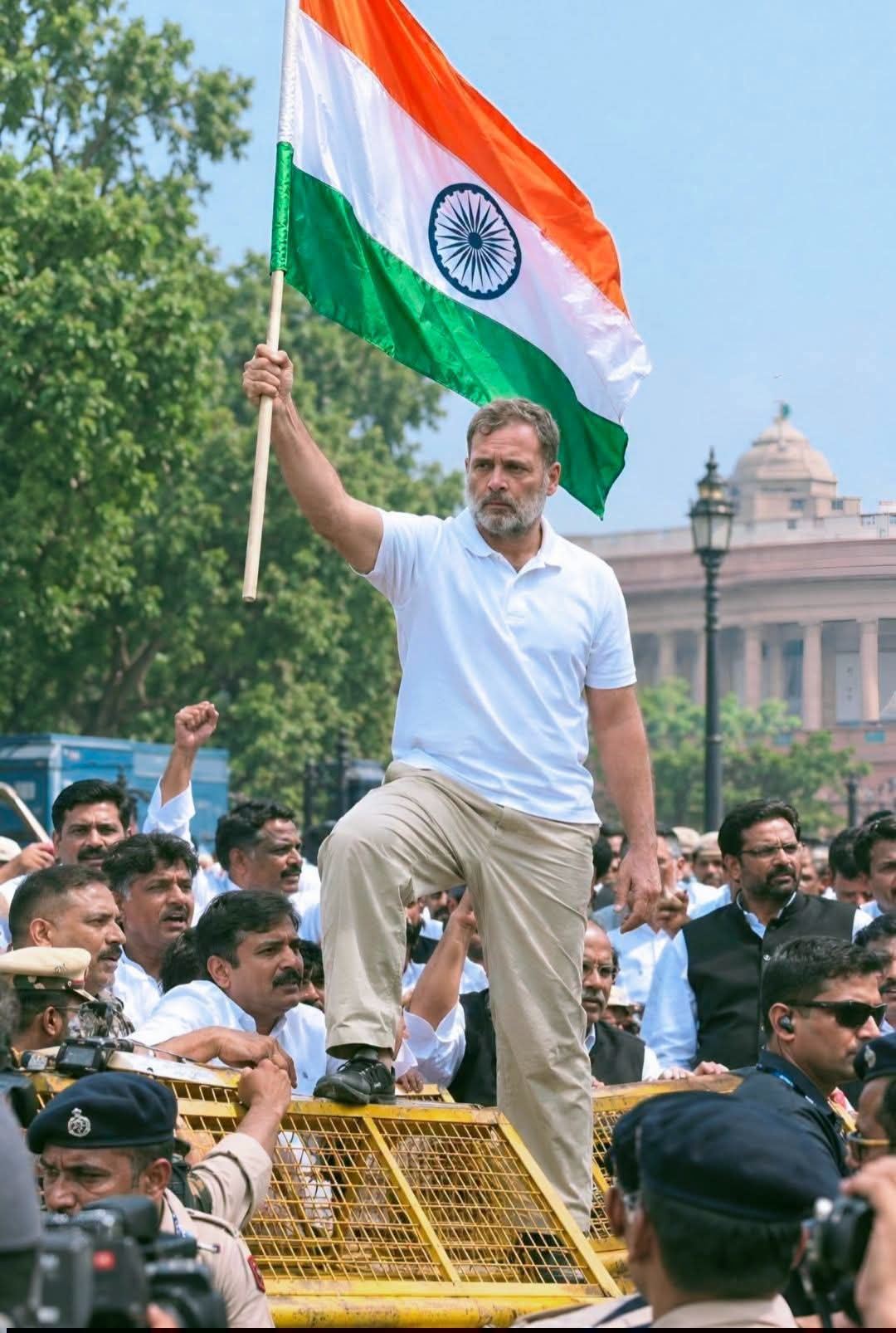 240 सांसदों से मिलने का अनुरोध असामान्य: चुनाव आयोग