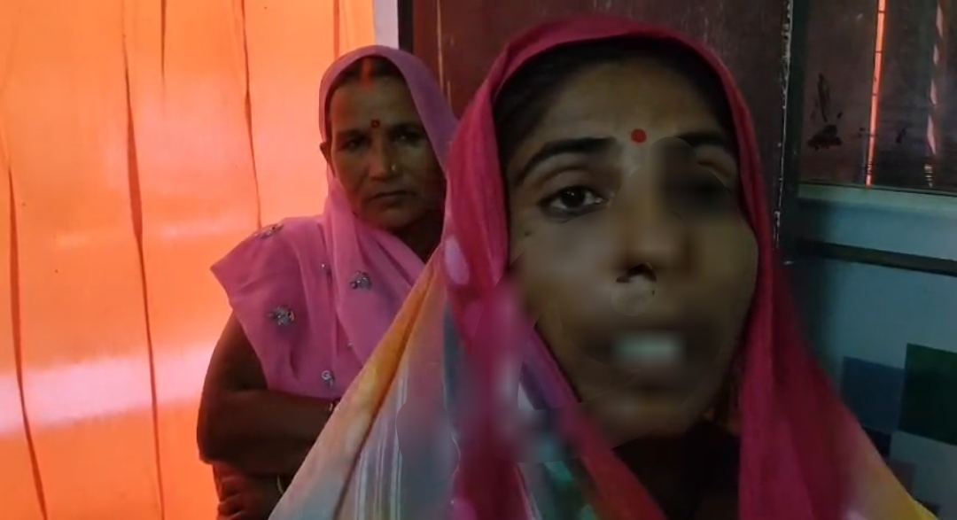 ग्राम समा परसा में आवास को लेकर महिला ने लगाया प्रधान पर पैसे लेने का आरोप, अधिकारियों ने बताई प्रक्रिया