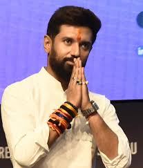 ट्रेनों के रद्द होने पर चिराग पासवान बोले—‘भारत के युवाओं को कोई नहीं रोक सकता’
