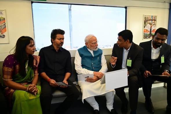 प्रधानमंत्री ने तमिलनाडु में ₹13,000 करोड़ से अधिक की परियोजनाओं का उद्घाटन किया, विजय ने केंद्र के सामने रखीं कई मांगें